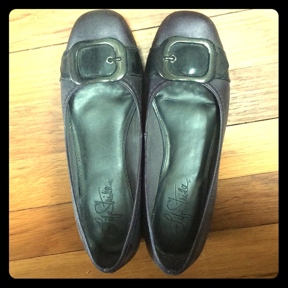 Plum Buckle Flats